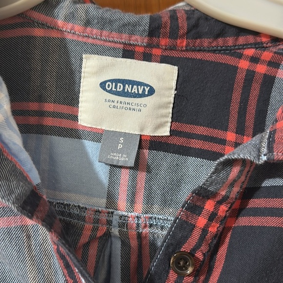 Old Navy 1/4  button-down blouse size small - Picture 2 of 4